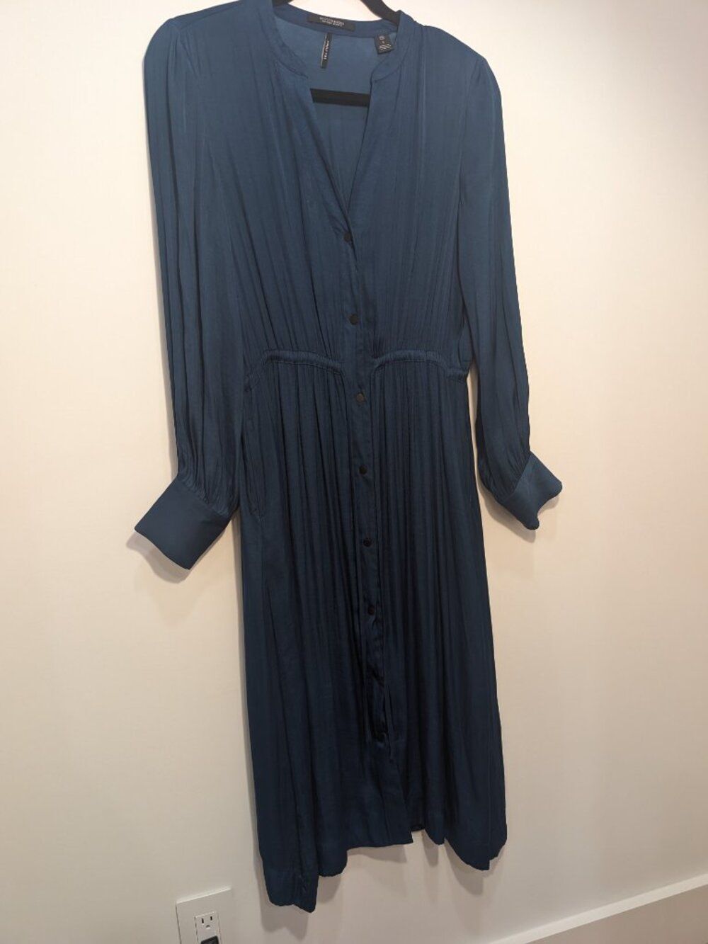 Scotch & Soda Long Sleeve V-Neck Button-Front Midi Dress in dark teal w/pockets